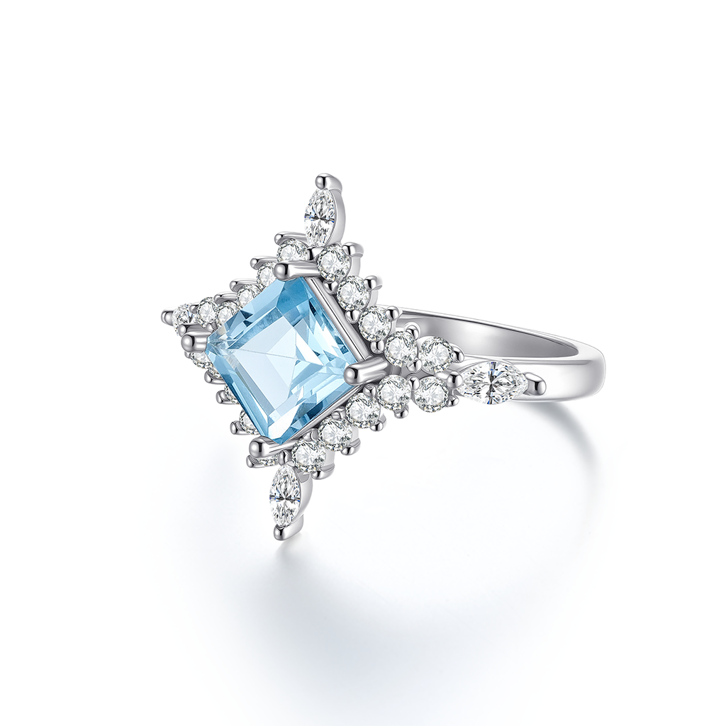 Eternal Square – 18K Gold Plated Silver Ring