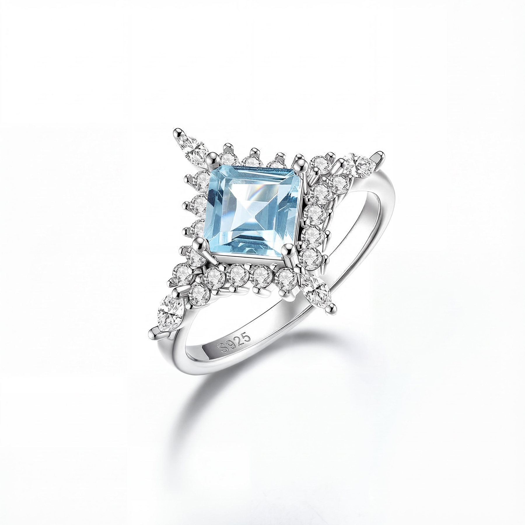 Eternal Square – 18K Gold Plated Silver Ring