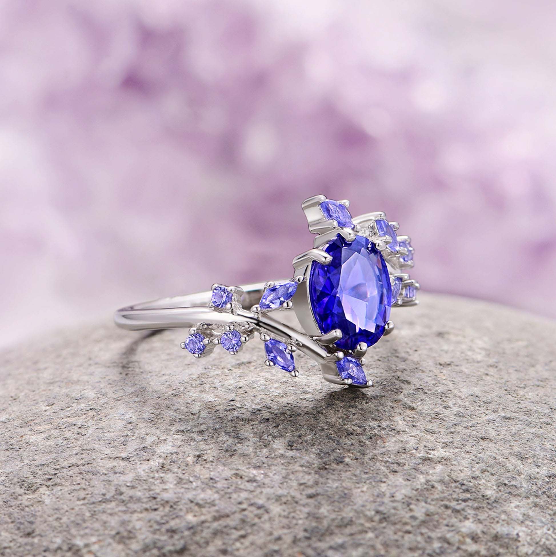 Cornflower Sapphire Leaf Ring